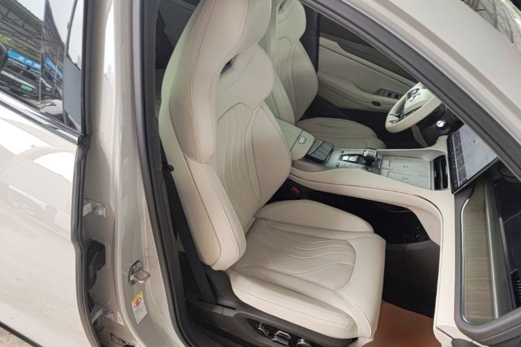 Used Denza N7 2025 630 All-Wheel Drive Intelligent Driving Dual-Laser Flagship Edition Right Front Seat