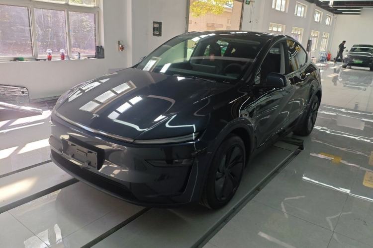 Used Tesla Model Y 2025 Rear-Wheel-Drive Version