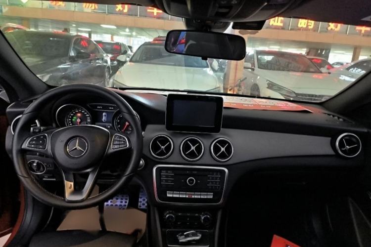 Used Mercedes-Benz CLA 2016 Refreshed CLA 200 Sport Edition Interior 3