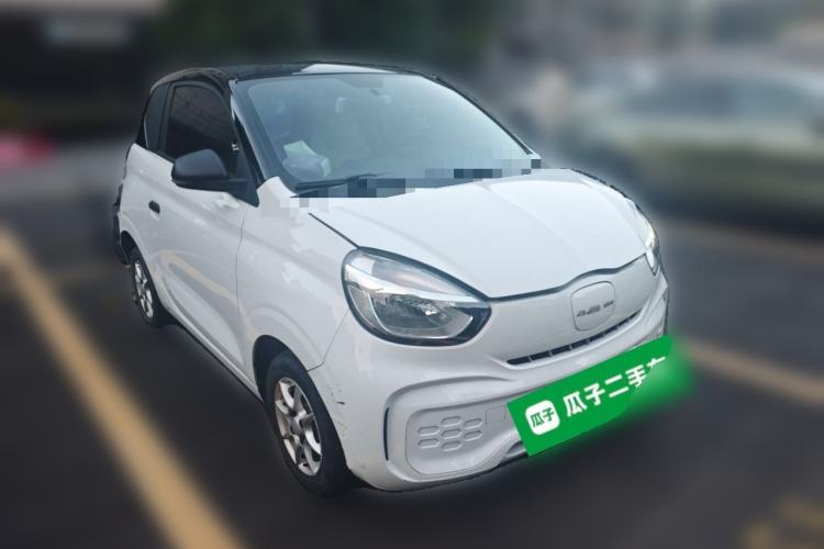 Used Roewe Clever 2022 311km QiQi BoBo Edition Front Right 45 Deg