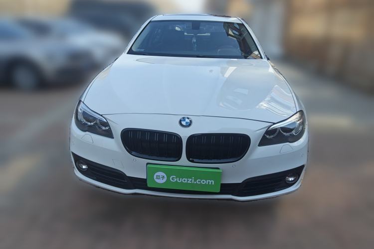 Used BMW 5 Series 2014 520Li Elegant Model
