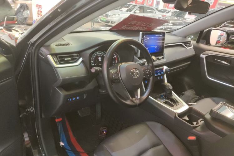 Used Toyota RAV4 2022 2.0L CVT Two-Wheel Drive Fashion Plus Edition
