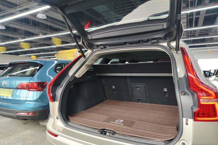 Used Volvo XC60 2018 T5 4x4 Smart Edition
