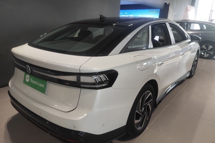 Used Volkswagen ID.7 VIZZION 2024 PRO Model Rear Right 45 Deg