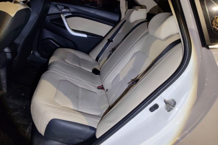 Used CHANGAN Alsvin V7 2016 1.6L Manual Enjoyment Model China V Standard