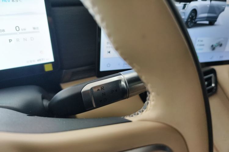 Used JETOUR Shanhai L7 Plus 2025 Model 220km Flagship 7-seater
