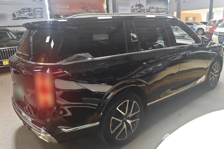 Used GAC Trumpchi ES9 2024 PHEV with 143 km Max