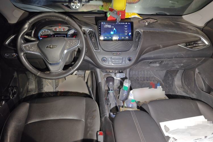 Used Chevrolet Malibu XL 2021 535T Automatic Sport Edition Center Console