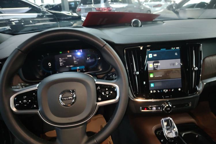 Used Volvo S90 New Energy 2025 Plug-in Hybrid Four-Wheel Drive Long-Range Luxury Smart Edition Interior 2