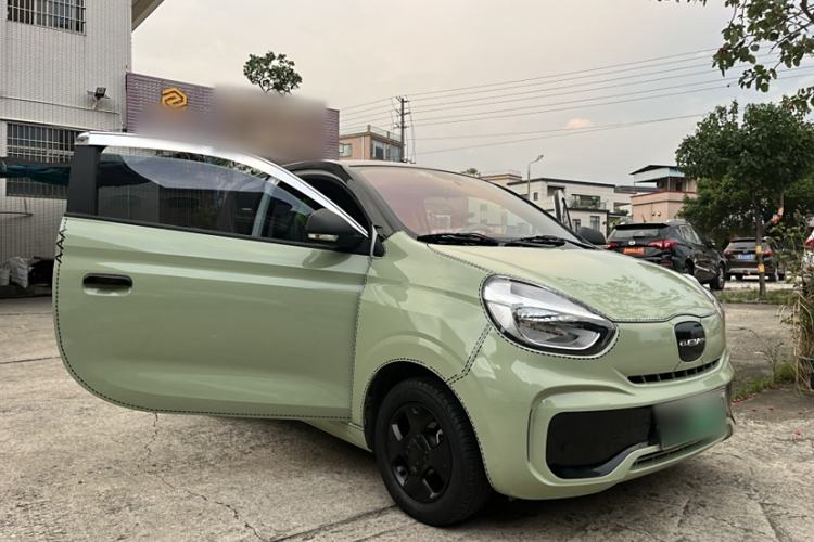 Used Roewe Clever 2021 302 km New Four-Seater Super-Efficient Version