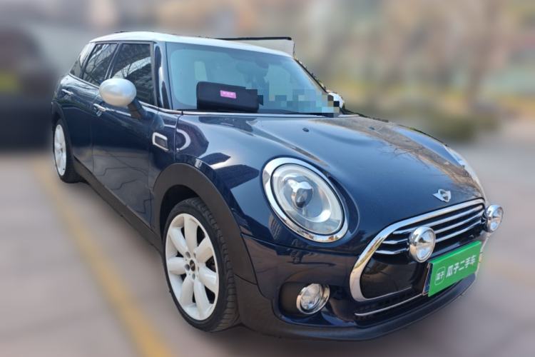 Used MINI Clubman 2018 1.5T COOPER Artist Front Right 45 Deg