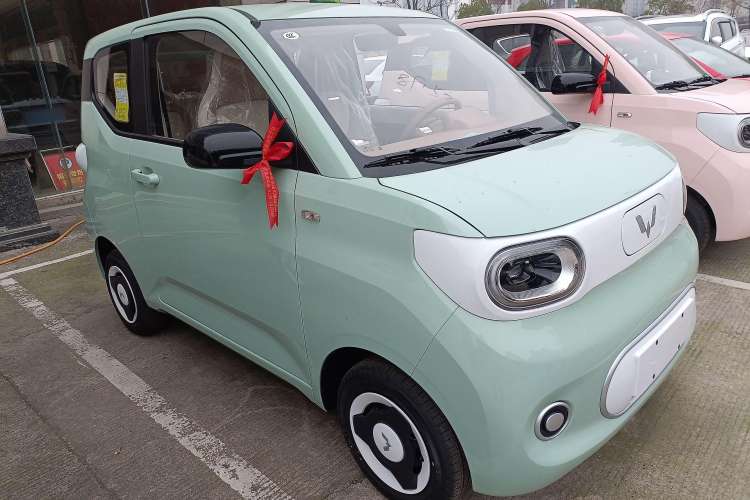 Used Wuling Hongguang MINIEV 2024 3rd Generation 215km Youth Edition