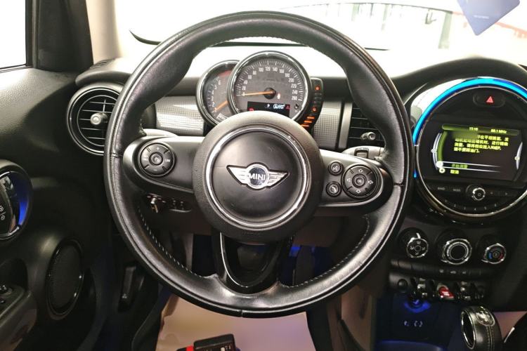 Used MINI MINI 2016 1.5T COOPER Five-Door Edition
