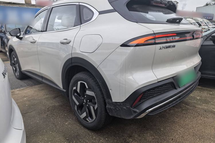 Used Baojun Yunhai 2024 60km Plug-in Hybrid Version