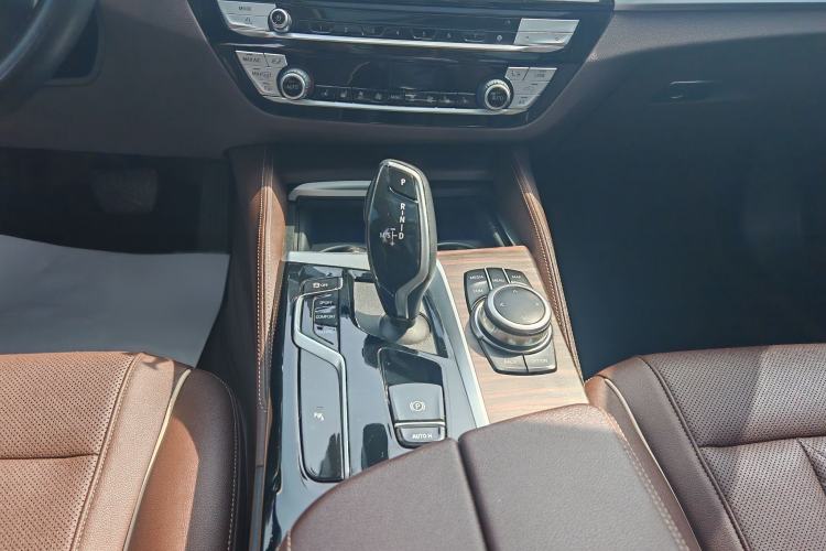 Used BMW 5 Series 2022 Updated 530Li Leading Edition Luxury Package