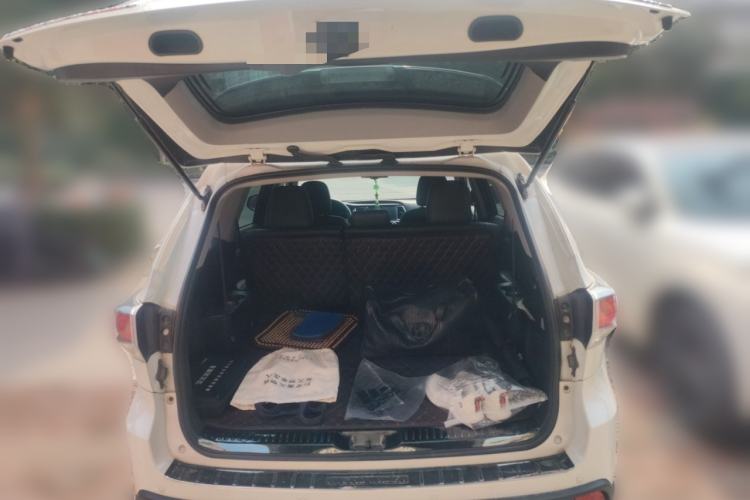 Used Toyota Highlander 2017 2.0T Four-Wheel Drive Luxury Edition 7 Seats