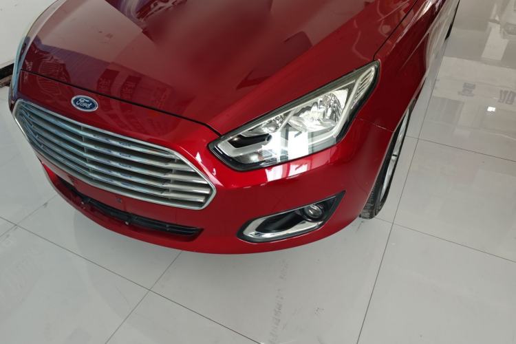 Used Ford Escort 2015 1.5L Automatic Fashion Model Left Front Headlight