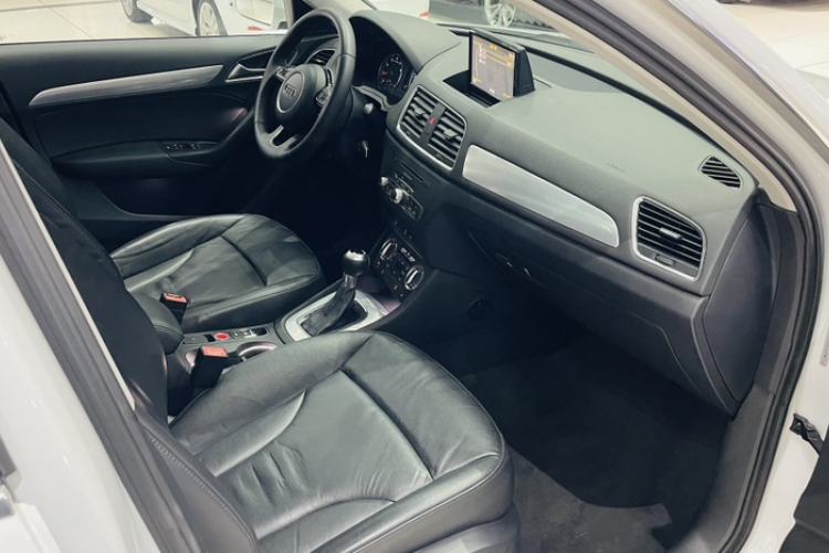 Used Audi Q3 2015 35 TFSI Comfort Model