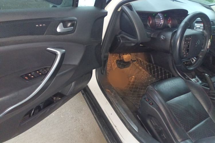 Used Citroen C5 2016 1.8T Automatic Luxury Model
