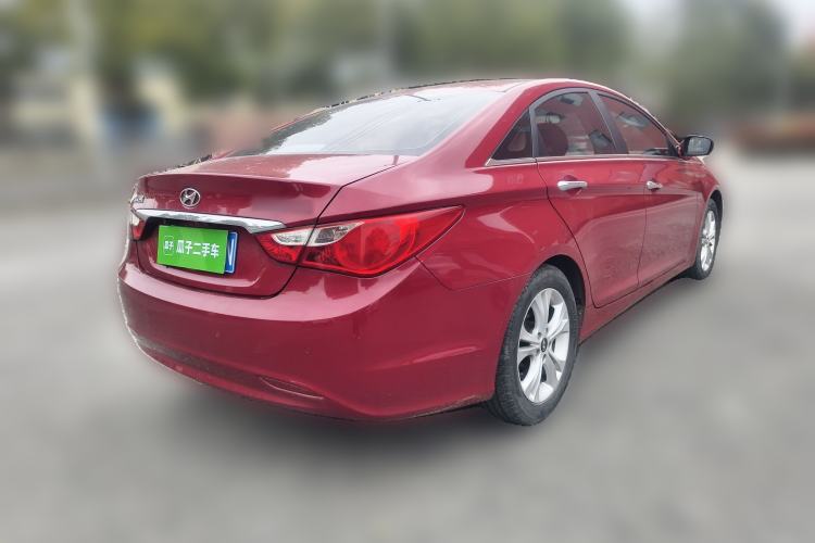 Used Hyundai Sonata 2011 2.0L Automatic Luxury Edition
