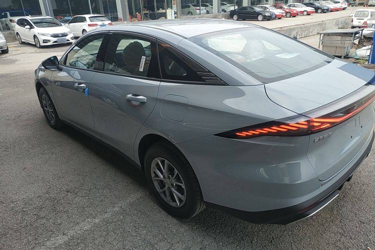 Used Geely Galaxy L6 2025 EM-i 60km Launch Edition