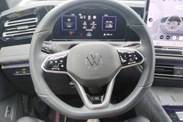 Used Volkswagen Tiguan L 2024 PRO 380TSI Four-Wheel Drive R-Line Prestige Edition
