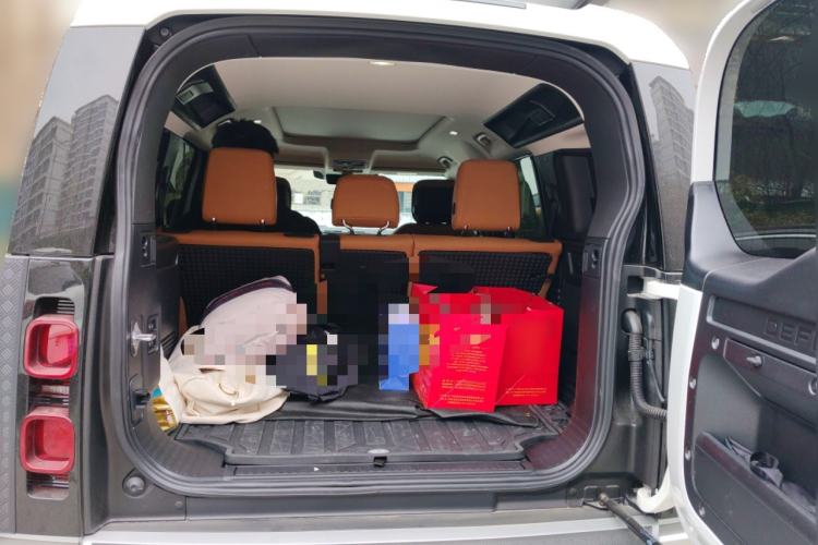 Used Land Rover Defender 2024 110 3.0T P400 Dark Edition