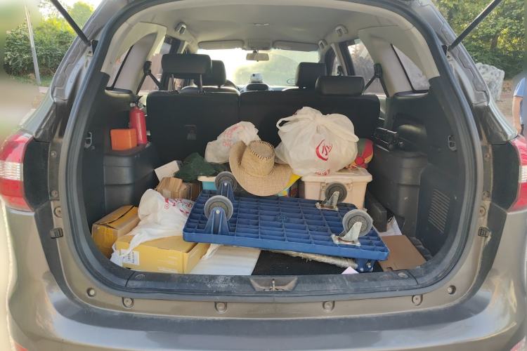 Used JMC Yusheng S350 2013 2.4T Automatic 2WD Diesel Luxury Edition 5 Seats Trunk