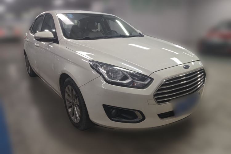 Used Ford Escort 2015 1.5L Automatic Fashion Model