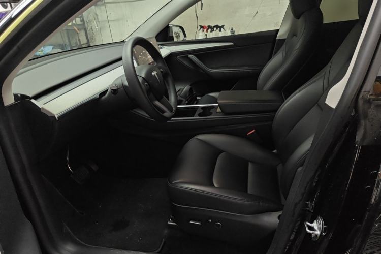 Used Tesla Model Y 2024 Rear-Wheel-Drive Version Left Front Seat