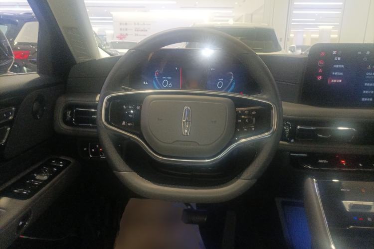 Used Lincoln Aviator 2024 3.0T V6 All-Wheel-Drive Elegance Edition Six Seats Steering Wheel
