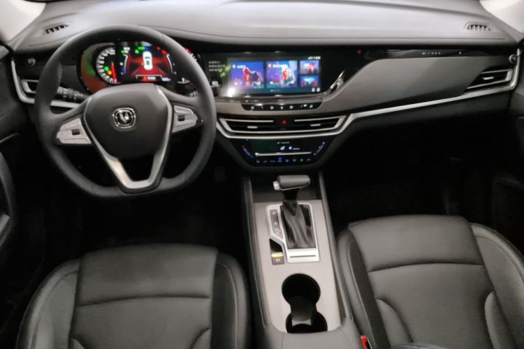 Used Changan CS35PLUS 2019 1.4T DCT Smart Connect Blue Whale Edition
