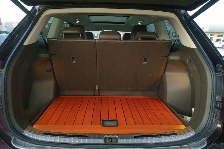 Used Volkswagen Viloran 2020 330TSI Luxury Edition
