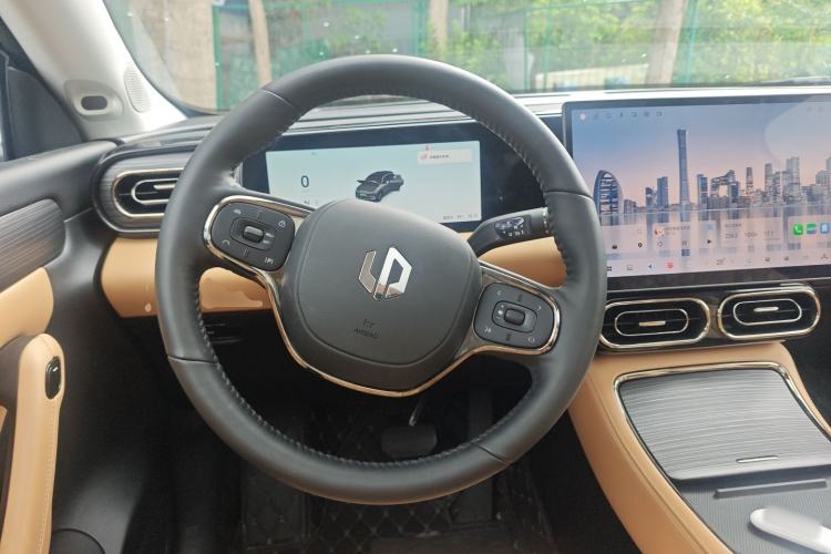 Used Leapmotor C11 2024 All-Electric 580 Luxury Edition
