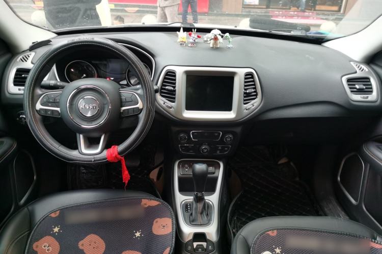 Used Jeep Compass 2020 220T Automatic Leading Edition
