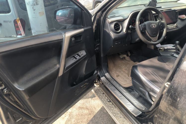 Used Toyota RAV4 2013 2.0L CVT Four-Wheel Drive Fashion Edition
