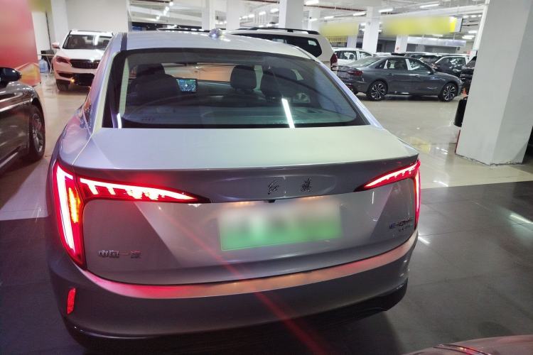 Used Hongqi E-QM5 2024 610 km PLUS