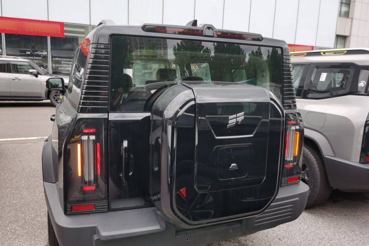 Used JETOUR Traveler C-DM 2025 206km XWD Extended-Length 7-Seater