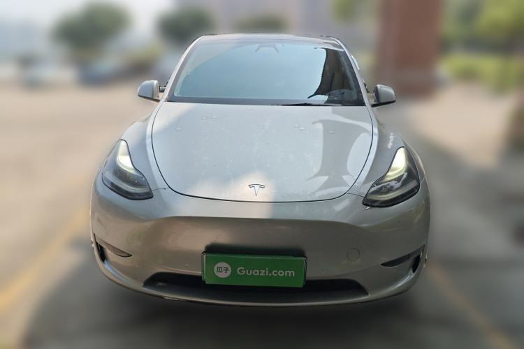 Used Tesla Model Y 2021 Long-Range All-Wheel-Drive Version 3D7
