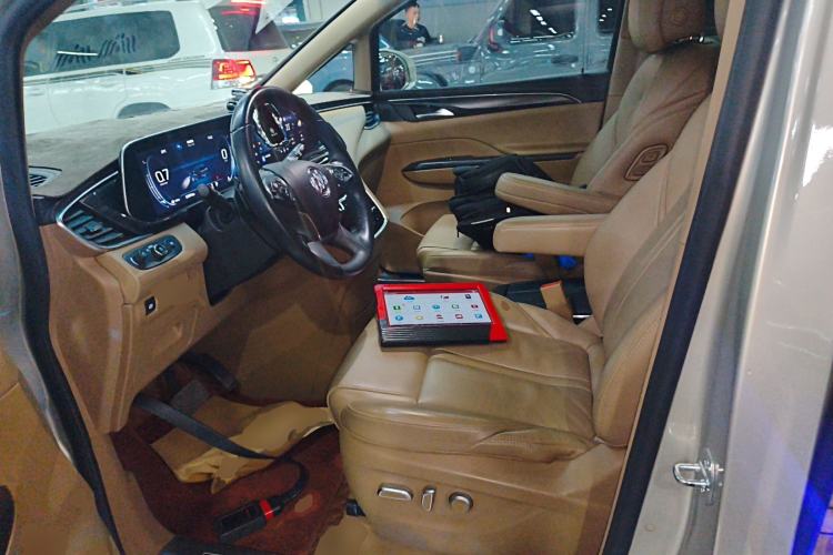 Used Buick GL8 2021 ES Land Cruiser 653T Luxury Edition Left Front Seat