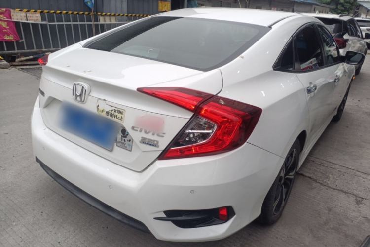 Used Honda Civic 2016 220TURBO CVT Prestige Edition
