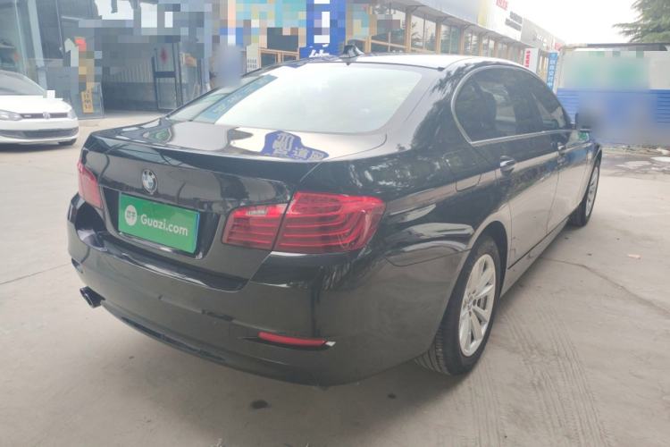 Used BMW 5 Series 2017 520Li Elegant Edition Rear Right 45 Deg