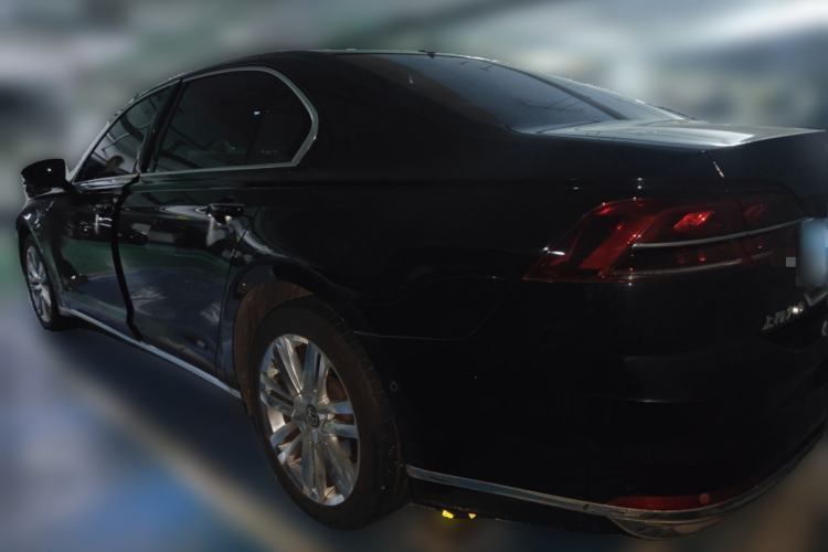 Used Volkswagen Phideon 2019 380TSI Two-Wheel Drive Flagship Version China VI Standard
