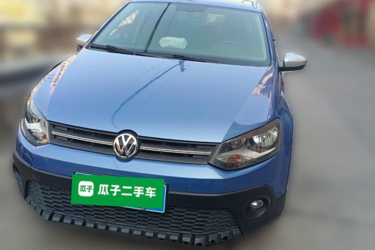 Used Volkswagen Polo 2014 1.6L Cross Polo Manual Front