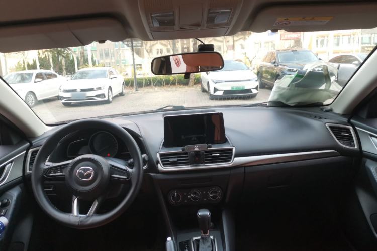 Used Mazda 3 Axela 2019 Cloud-Controlled Version Sedan 1.5L Automatic Comfort Trim China VI Standard