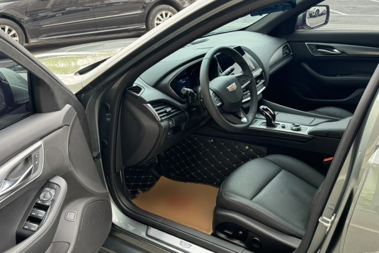 Used Cadillac CT5 2022 28T Luxury Version (Standard Edition) Interior 10