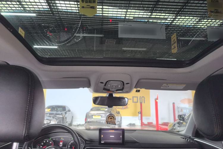 Used Audi A4L 2018 30th Anniversary Edition 40 TFSI Trendy Model Headliner