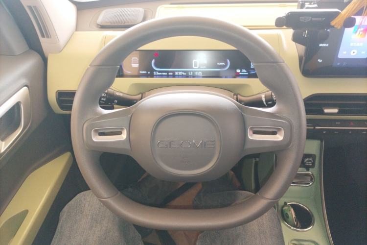 Used Geely Galaxy Panda 2023 Panda Mini 200km Endurance Bear