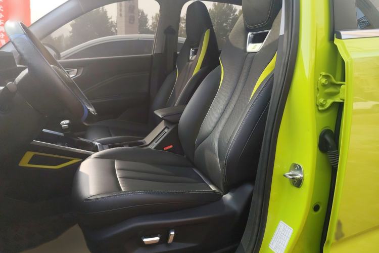 Used Wuling Alvez 2022 1.5T CVT Trendy & Cool Edition
