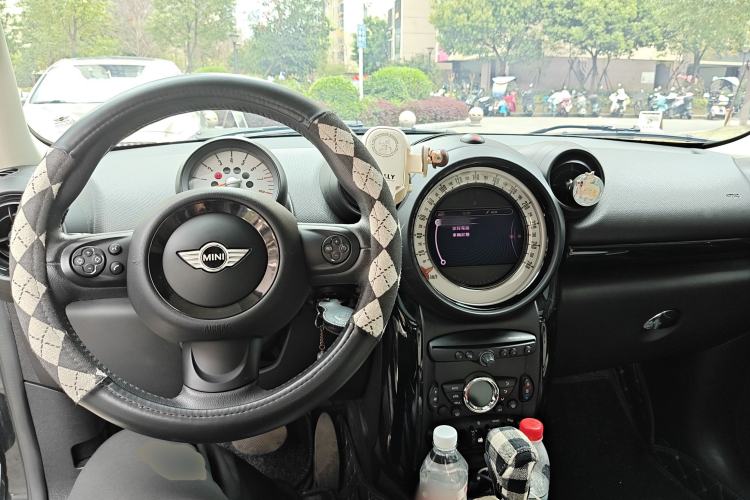 Used MINI Paceman 2013 1.6L COOPER Center Console